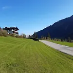 Gaestehaus Zum Tauern