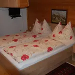 Gaestehaus Zum Tauern 3*