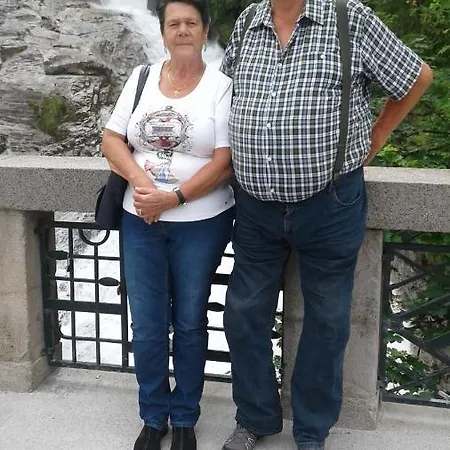 Gaestehaus Zum Tauern Gasthuis