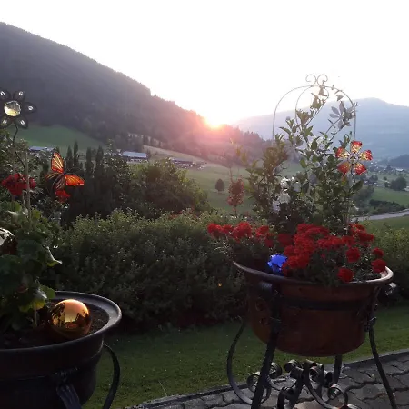 Pensjonat Gaestehaus Zum Tauern Radstadt