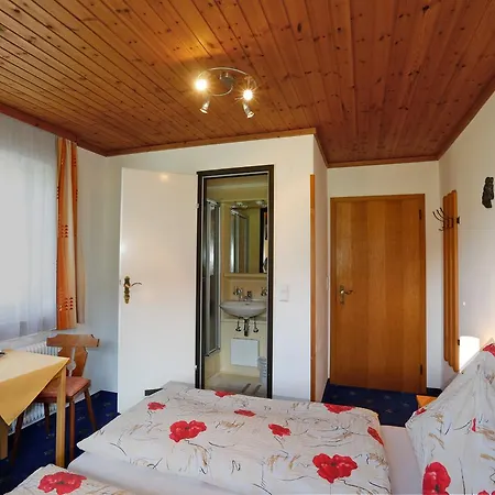 Gaestehaus Zum Tauern Gasthof