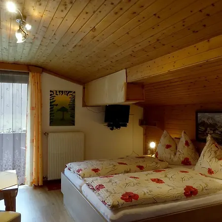 Gaestehaus Zum Tauern Πανσιόν