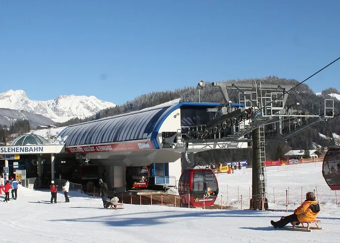 Gaestehaus Zum Tauern Pensión