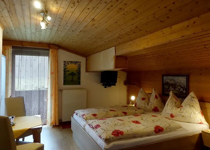 Gaestehaus Zum Tauern Pensión