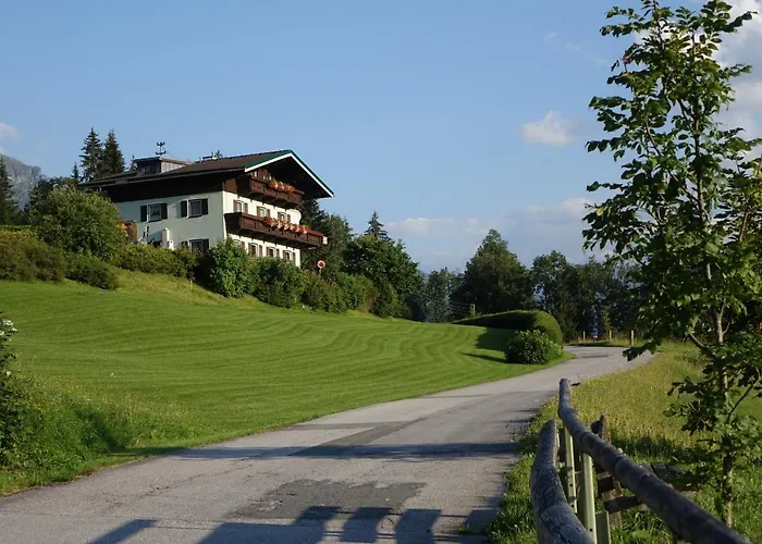 Pensión Gaestehaus Zum Tauern