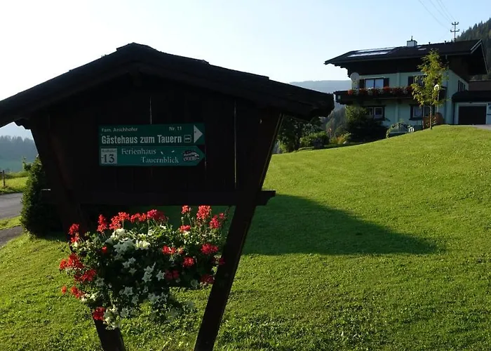 Gaestehaus Zum Tauern Pensión 3*