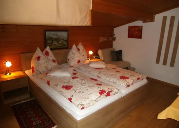 Pensión Gaestehaus Zum Tauern 3*