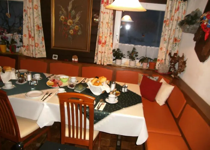 Pensión Gaestehaus Zum Tauern